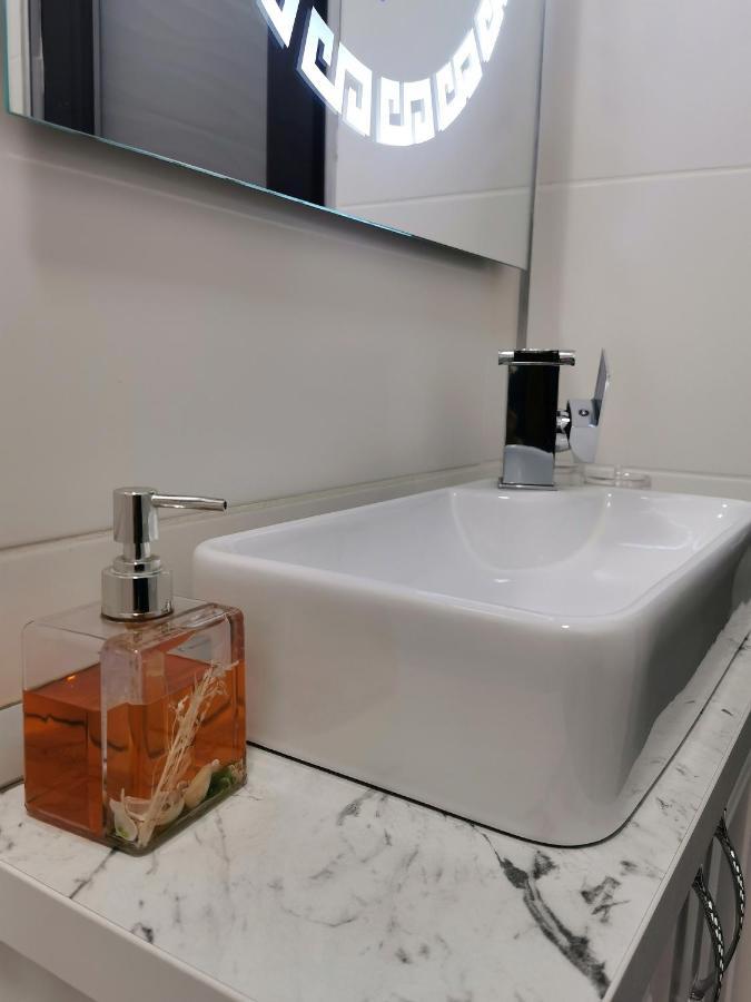 White Studio Câmpulung Moldovenesc エクステリア 写真